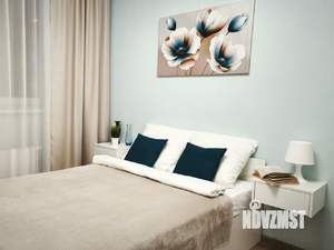 1-к квартира, посуточно, 42м2, 4/25 этаж