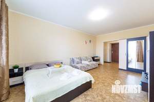 1-к квартира, посуточно, 50м2, 1/1 этаж