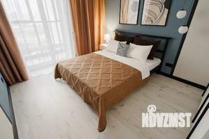 1-к квартира, посуточно, 38м2, 18/31 этаж