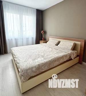 1-к квартира, посуточно, 35м2, 7/14 этаж