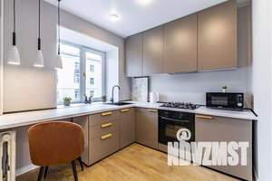 2-к квартира, посуточно, 44м2, 4/5 этаж