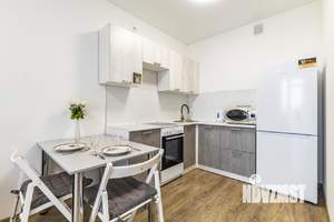 2-к квартира, посуточно, 42м2, 1/1 этаж