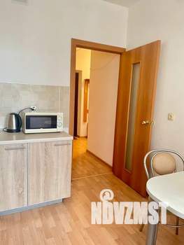 1-к квартира, посуточно, 40м2, 12/25 этаж