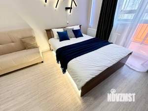 Студия квартира, посуточно, 32м2, 3/25 этаж