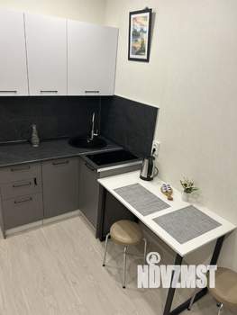 Студия квартира, посуточно, 35м2, 7/9 этаж