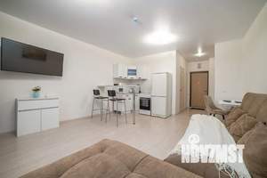 Студия квартира, посуточно, 29м2, 22/28 этаж