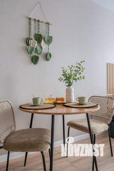 Студия квартира, посуточно, 38м2, 10/23 этаж