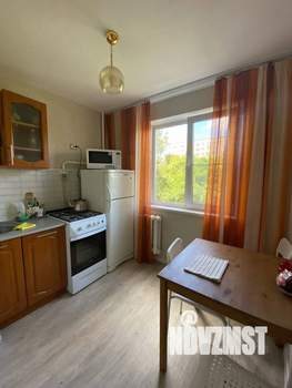 2-к квартира, посуточно, 45м2, 2/5 этаж