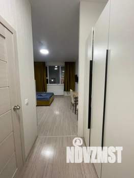 Студия квартира, посуточно, 30м2, 1/28 этаж