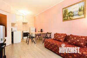 1-к квартира, посуточно, 42м2, 1/1 этаж