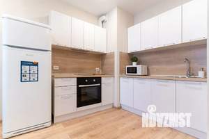 1-к квартира, посуточно, 35м2, 9/33 этаж