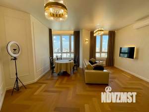 1-к квартира, посуточно, 56м2, 25/25 этаж
