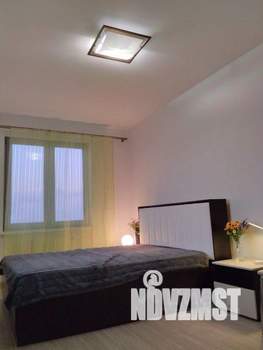 2-к квартира, посуточно, 67м2, 1/1 этаж