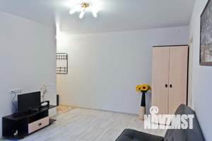 1-к квартира, посуточно, 55м2, 1/1 этаж