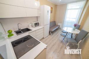 2-к квартира, посуточно, 40м2, 1/1 этаж