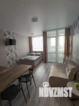 Студия квартира, посуточно, 30м2, 17/32 этаж