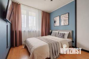 1-к квартира, посуточно, 40м2, 6/18 этаж