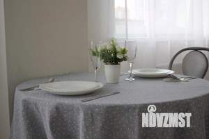 1-к квартира, посуточно, 46м2, 1/1 этаж