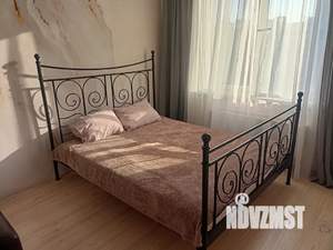 1-к квартира, посуточно, 39м2, 8/10 этаж