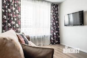 1-к квартира, посуточно, 45м2, 8/25 этаж