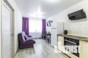 2-к квартира, посуточно, 40м2, 19/35 этаж