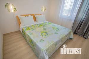 1-к квартира, посуточно, 38м2, 22/25 этаж