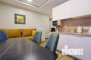 2-к квартира, посуточно, 40м2, 1/10 этаж