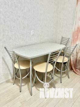 1-к квартира, посуточно, 40м2, 10/10 этаж