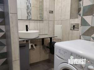 Студия квартира, посуточно, 35м2, 4/25 этаж