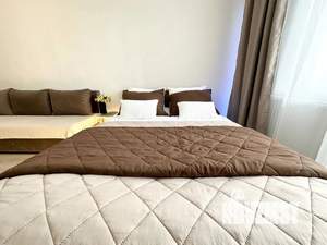 Студия квартира, посуточно, 35м2, 17/25 этаж