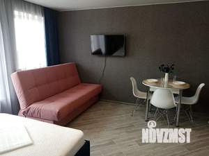 Студия квартира, посуточно, 30м2, 3/17 этаж