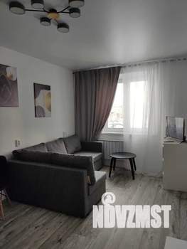 1-к квартира, посуточно, 40м2, 4/10 этаж
