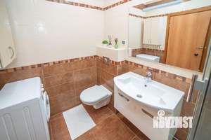 2-к квартира, посуточно, 65м2, 1/1 этаж