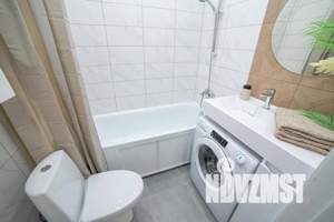 1-к квартира, посуточно, 40м2, 17/26 этаж