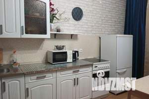 1-к квартира, посуточно, 48м2, 14/25 этаж