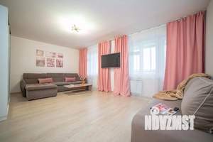 1-к квартира, посуточно, 67м2, 1/1 этаж