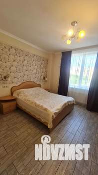 Студия квартира, посуточно, 22м2, 2/19 этаж