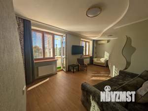 Студия квартира, посуточно, 55м2, 4/5 этаж