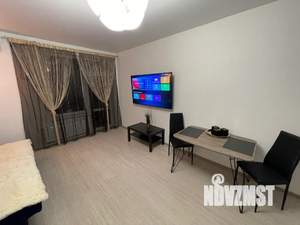 2-к квартира, посуточно, 46м2, 15/32 этаж