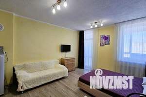 1-к квартира, посуточно, 28м2, 23/35 этаж