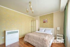 2-к квартира, посуточно, 75м2, 1/1 этаж