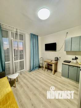 Студия квартира, посуточно, 30м2, 18/24 этаж