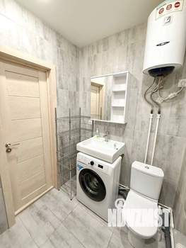 Студия квартира, посуточно, 35м2, 2/9 этаж