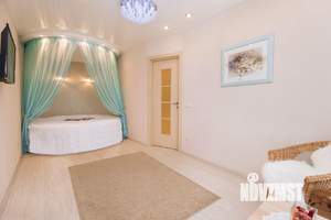 1-к квартира, посуточно, 42м2, 9/18 этаж