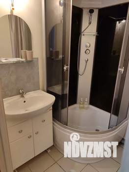 Студия квартира, посуточно, 27м2, 14/25 этаж