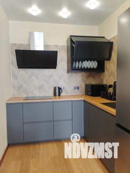 2-к квартира, посуточно, 40м2, 23/25 этаж