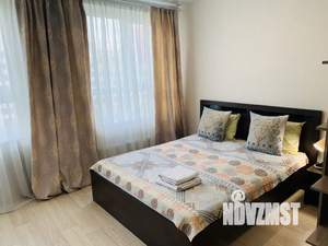 1-к квартира, посуточно, 33м2, 5/15 этаж