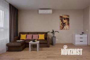 1-к квартира, посуточно, 50м2, 1/1 этаж