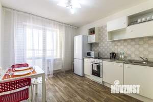 1-к квартира, посуточно, 40м2, 1/1 этаж