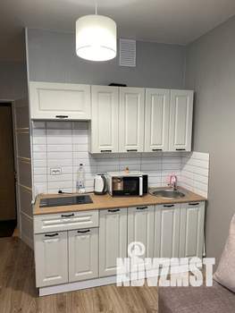 Студия квартира, посуточно, 28м2, 3/18 этаж